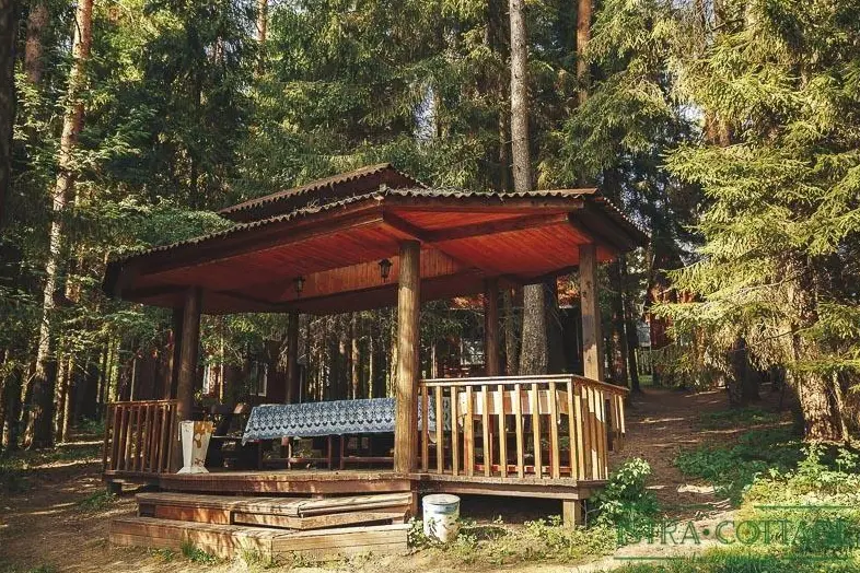 Уютные беседки у воды на базе отдыха Istra Cottage, Летние беседки, Подмосковье
