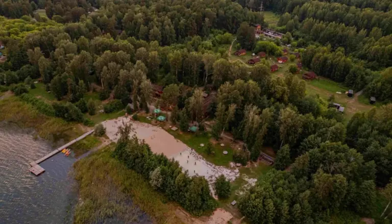 Загородный клуб «Берендеев лес» на озере Акакуль, фото 2