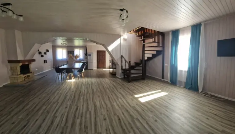 Большой Лесной коттедж 260 м² с камином до 14 гостей, фото 3