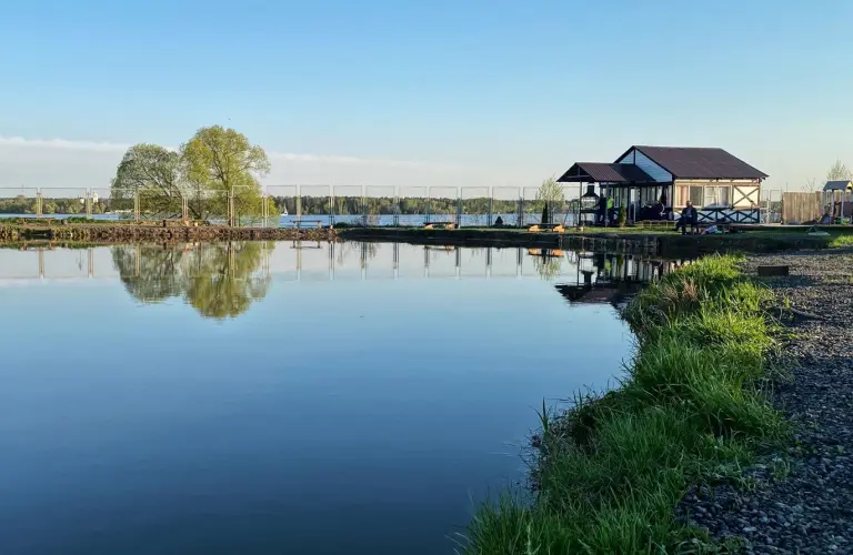 Беседка на воде для шашлыка в природных условиях в Яхт-клубе "Парусник", фото 3