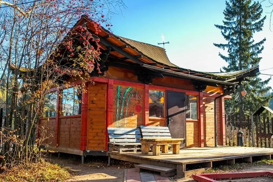 Китайская беседка с красными колоннами и камином до 40 человек, фото 1