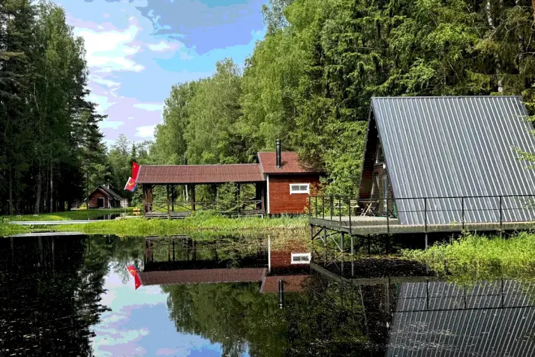 База отдыха «Белка» у реки Малая Ниша, фото 1