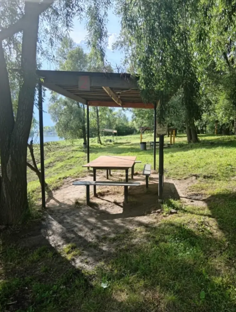 Беседка с мангалом на берегу реки Уфы до 12 человек (5 беседок), фото 3