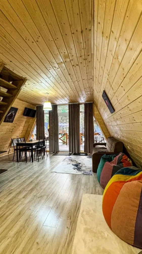 A-фрейм 56 м² с террасой и креслом-коконом до 6 гостей, 3 дома, фото 3