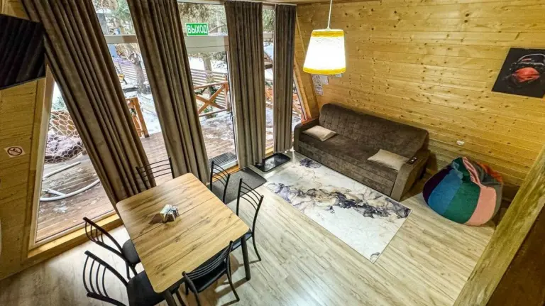 A-фрейм 56 м² с террасой и креслом-коконом до 6 гостей, 3 дома, фото 2
