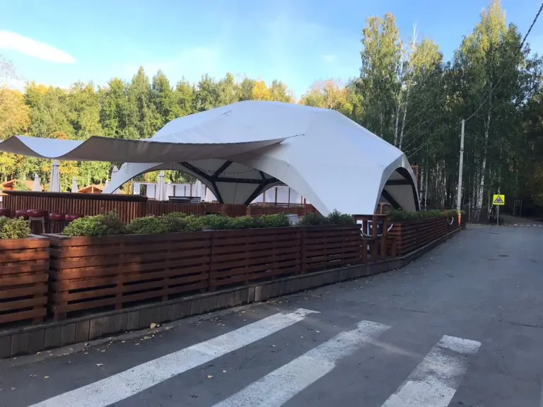 Большой шатёр напротив кафе «Шале» для праздника до 50 человек, фото 4