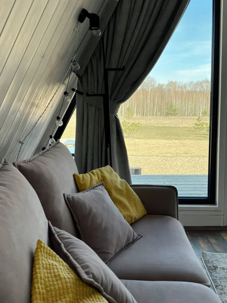 Три одинаковых A-frame домика с панорамным окном до 4 гостей, фото 5