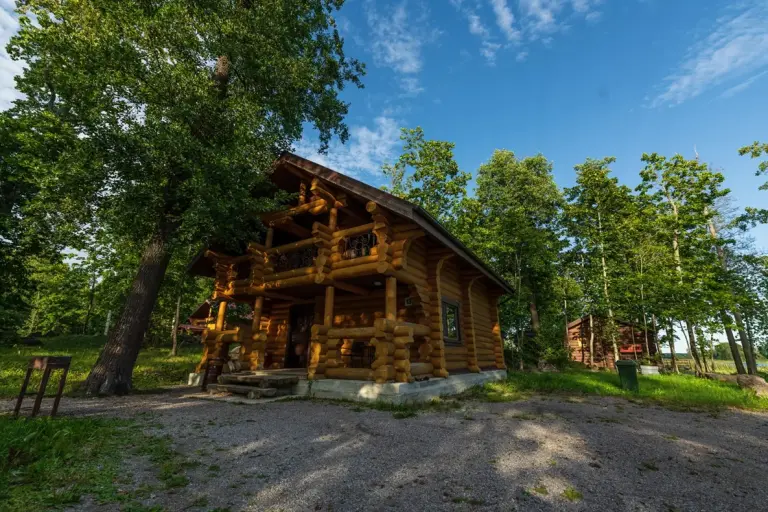 Бревенчатый коттедж 140 м² с четырьмя спальнями до 12 гостей, фото 2