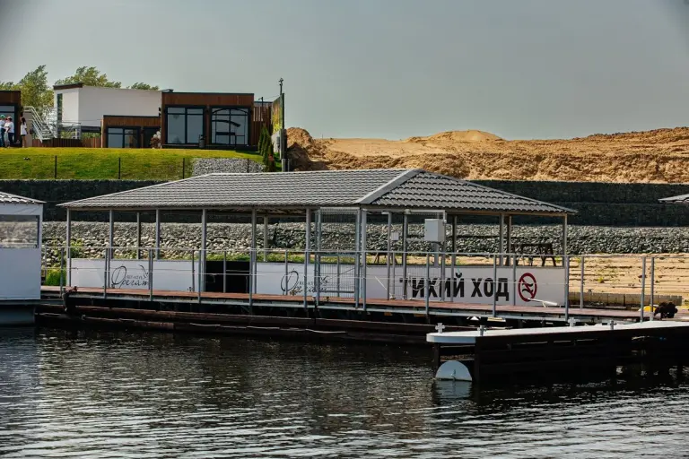 Большой шатёр на воде с террасой и причалом до 20 гостей, Шатёр, Нижний Новгород, Нижегородский район