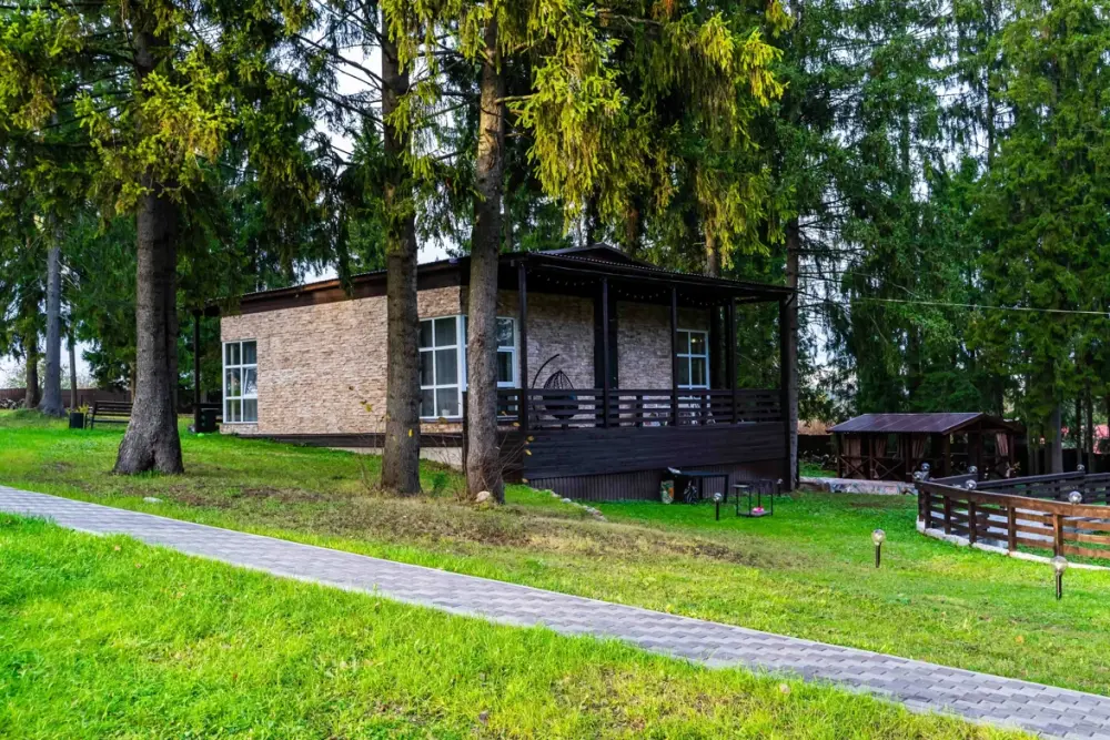 «Семейный 1» 100 м² с панорамными окнами и тремя комнатами до 6 гостей, фото 1