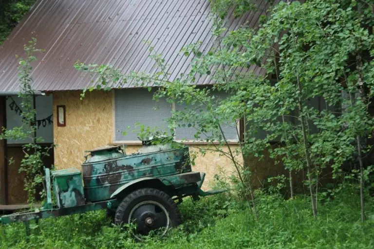 Клуб «Блиндаж» (стадион ЭЛИОН), фото 2