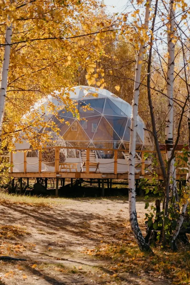 Сфера «Алмаз» с панорамным окном на озеро для пары, фото 1