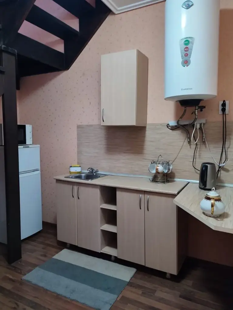 Двухэтажный коттедж №2 с четырьмя комнатами до 10 гостей, фото 5
