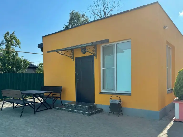 Цветной мини-коттедж 40 м² для двоих, 4 дома, фото 2