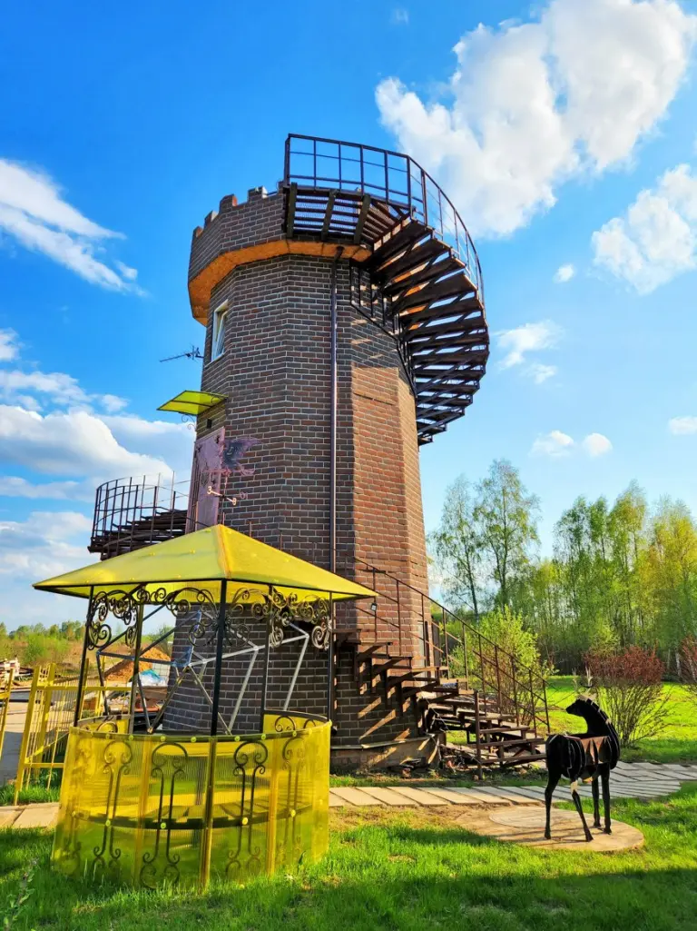 Башня дракона с круглой кроватью для двоих, фото 2