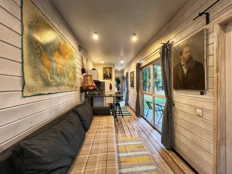 Дом для романтиков 35 м² с видом на лесной пруд и картинами до 4 гостей, фото 3