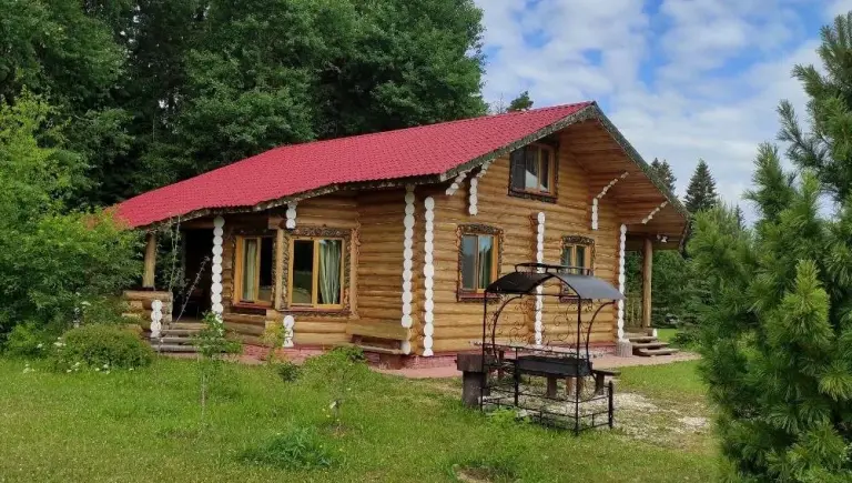 Дом «Красный» с тремя спальнями до 8 гостей, Дом, Тверь