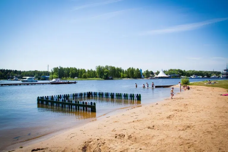 Беседка у воды на 16 человек в Подмосковье, фото 2